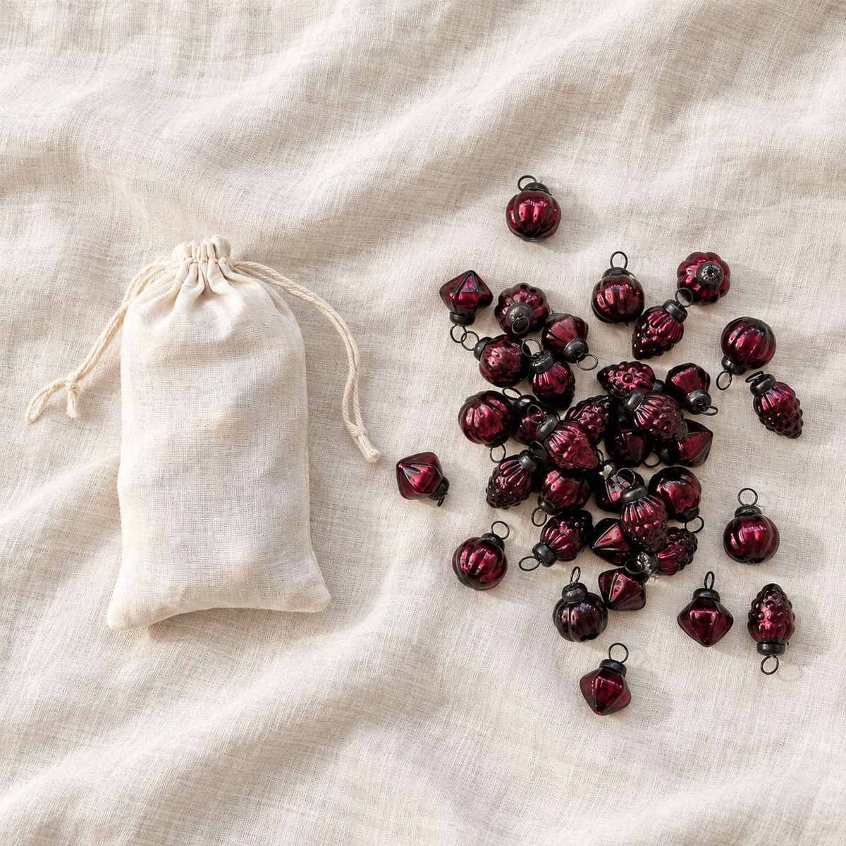 Embossed Glass Ornaments, Burgundy