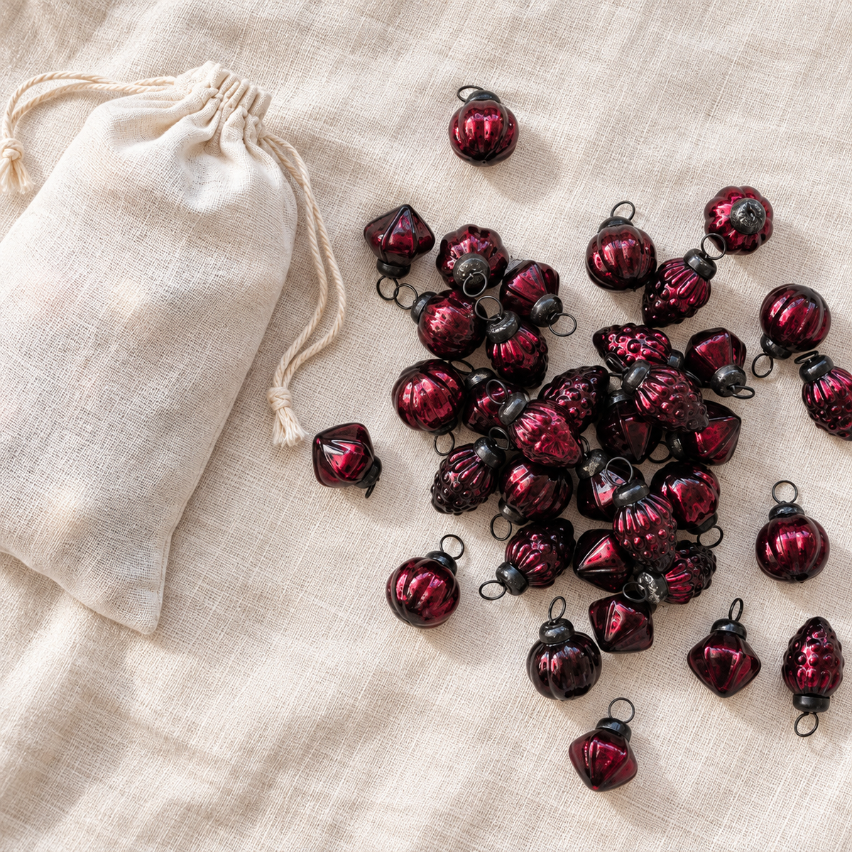 Embossed Glass Ornaments, Burgundy