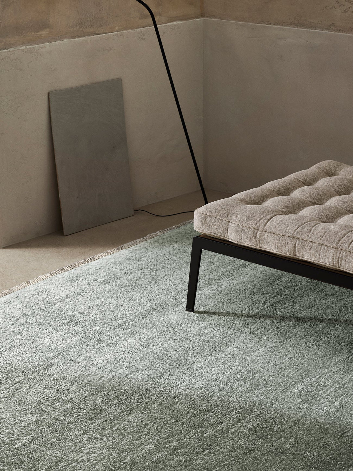 Agra rug in Moonstone