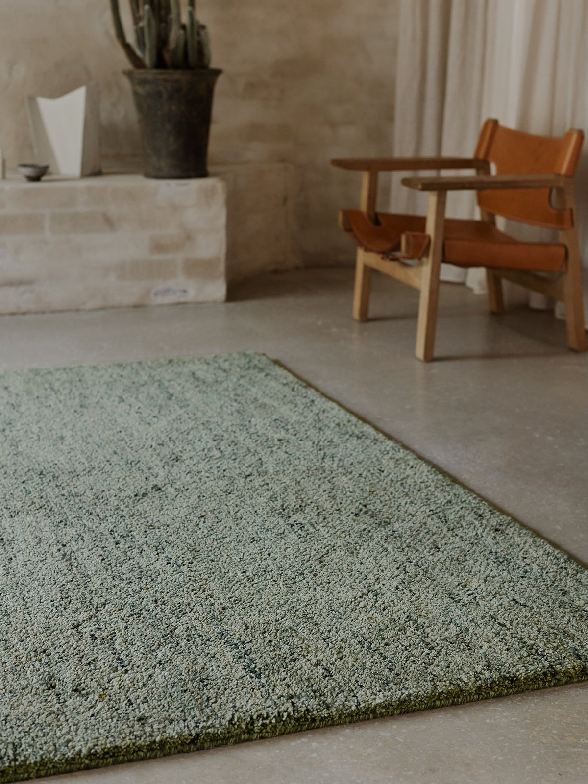 Meadow rug in Seagrass