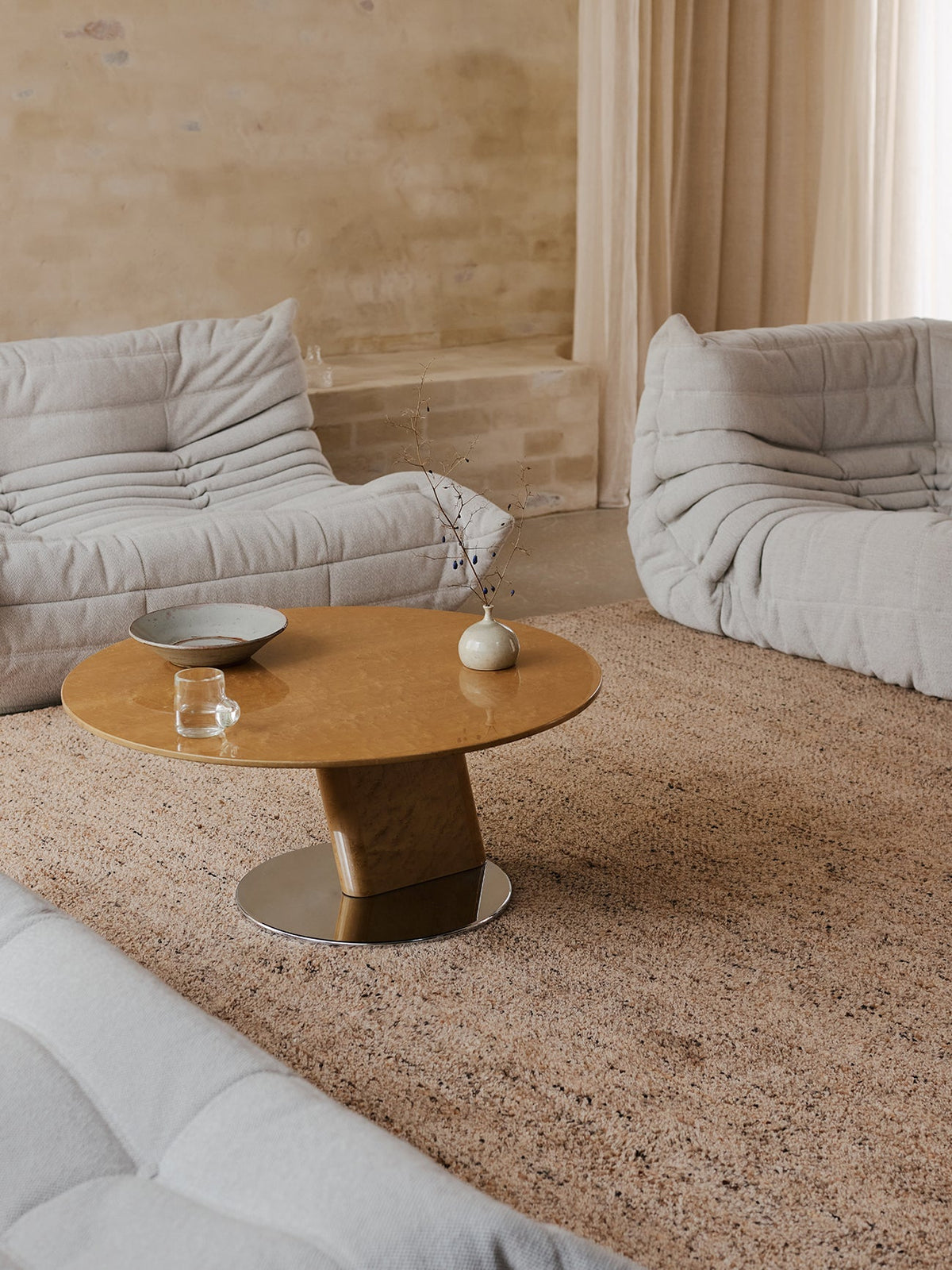 Meadow rug in Tamarillo