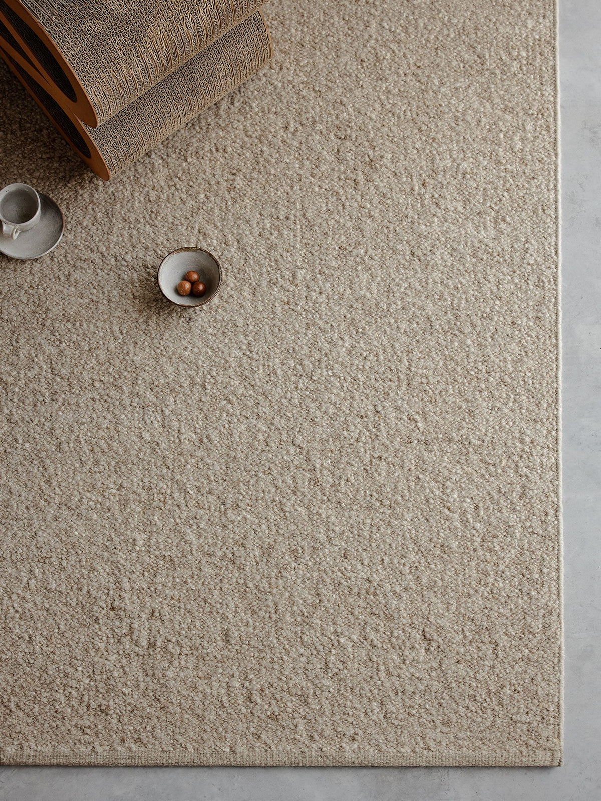 Pebble rug in Whippet
