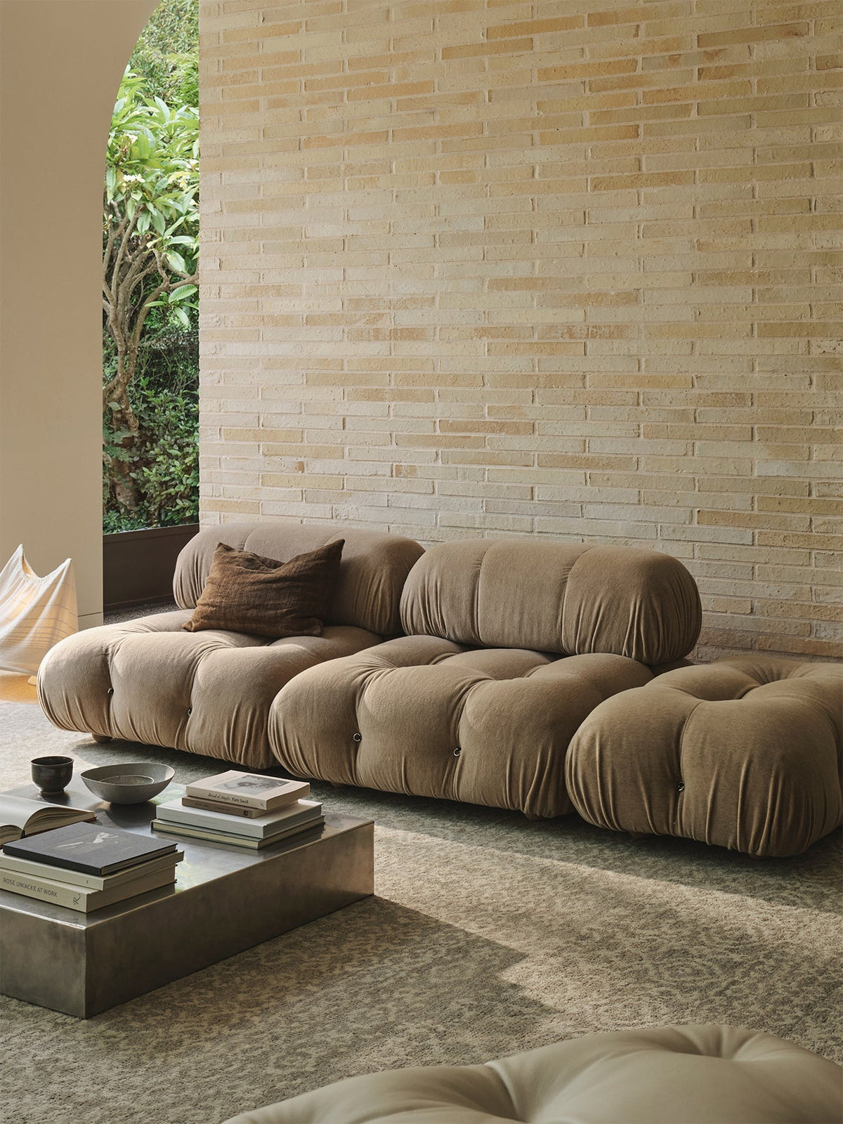 Sonata rug in Plume
