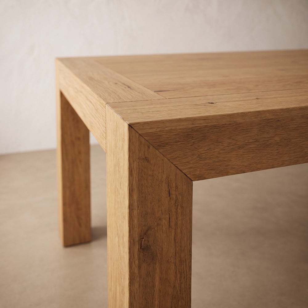 Capri Dining Table (previously loved), detail