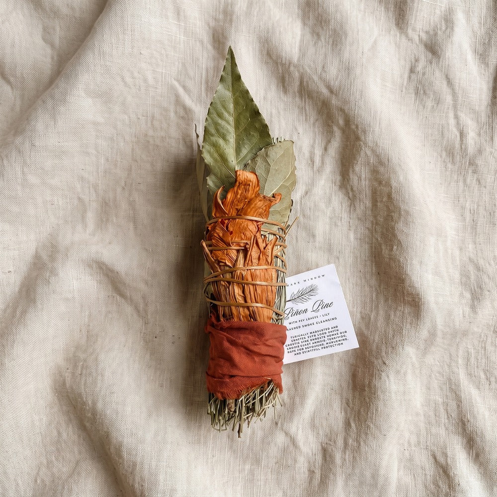 Piñon Pine Bay Leaves Smoke Cleansing Bundle
