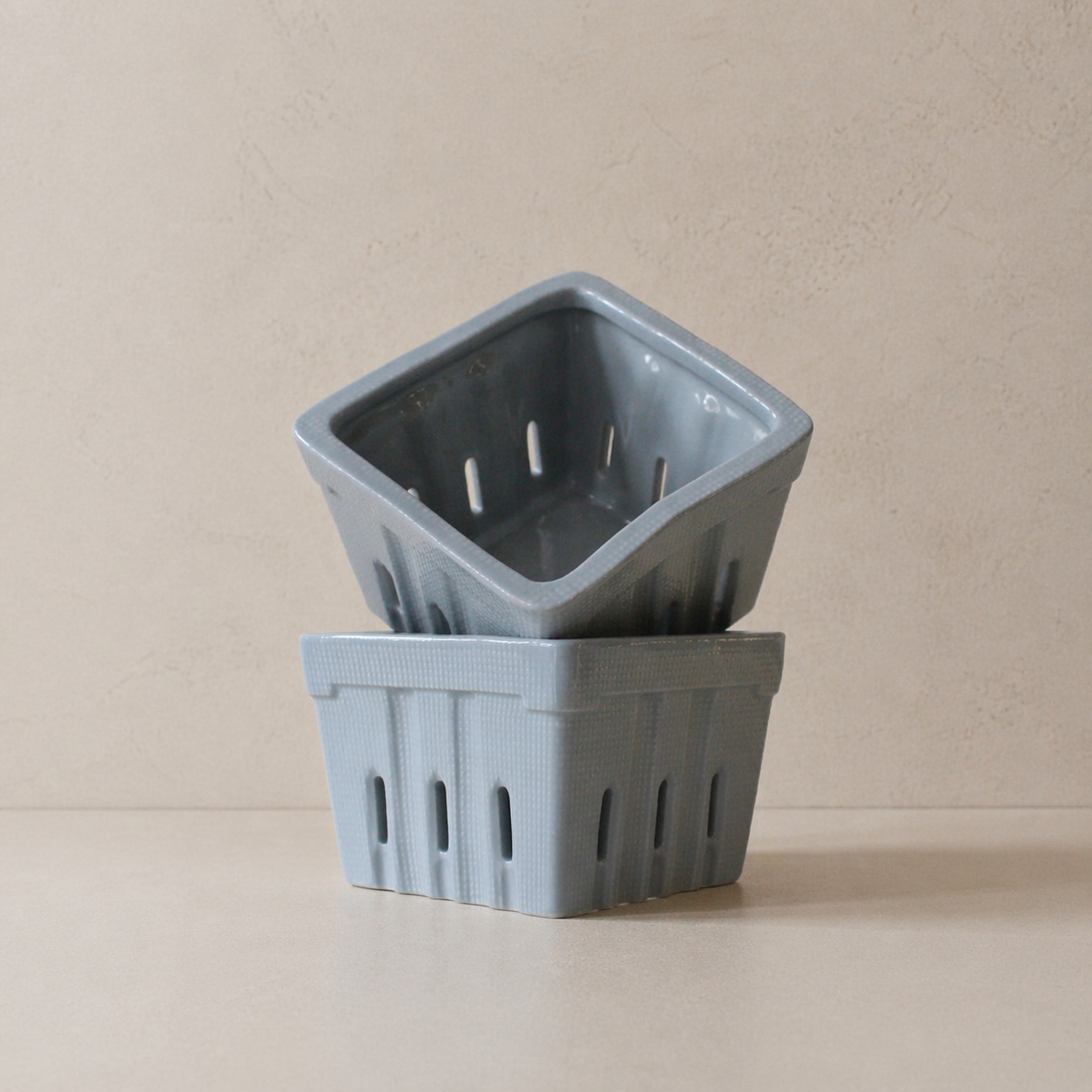 Stoneware Berry Basket