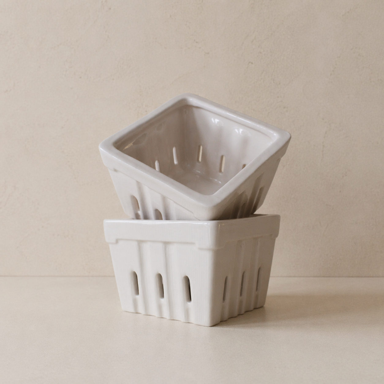 Stoneware Berry Basket
